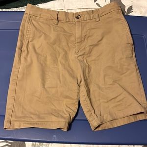 Men’s Khaki Shorts
